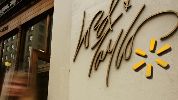 Walmart Teams Up With Lord & Taylor to Boost Upscale Fashion Offerings