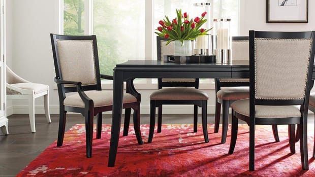 Trading La-Z-Boy's Massive Earnings Reversal