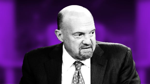 What Jim Cramer Thinks of Apple, Nvidia and PG&E