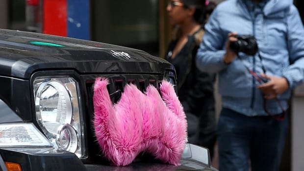 Lyft Might Be Forcing Uber's Hand and a Positive Take on Apple News -- ICYMI
