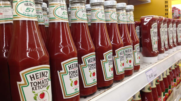 Don't Fall Behind - 'Ketchup' With the History of Kraft Heinz