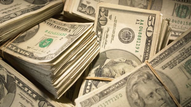 Insiders Trading HAIN, WYNN, AIG, GOOG