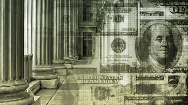 Insiders Trading AZO, MDT, FTFL