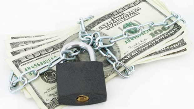 PNC'S Roman Says Consumer Discretionary Stocks Will Finally Get Low Oil Bounce