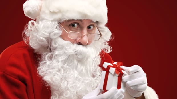 10 Secret Santa Gifts for Less Than $15