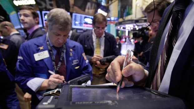 Futures Rise as Investors Learn to Live With Tapering