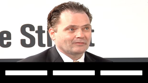 Investing When the Dollar Is Declining