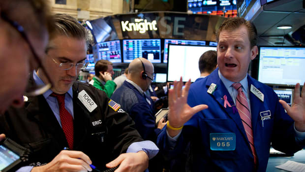 Stocks Shrug Off Ukraine Tensions, Upcoming Fed Meeting