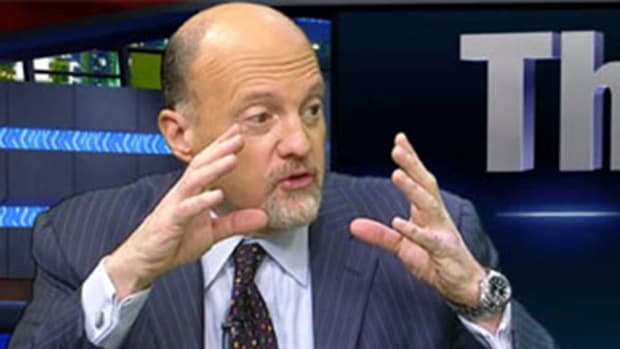 Cramer: 'Remarkable' Data From Regeneron, Amgen; Sees Edward Lifesciences Going Higher