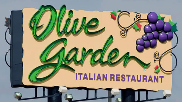 Olive Garden Is the Hill Darden Wants to Die On
