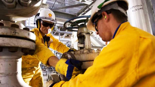 Oil Stocks Shell-Shocked After Royal Dutch Profit Warning, But Wider Market Buoyant