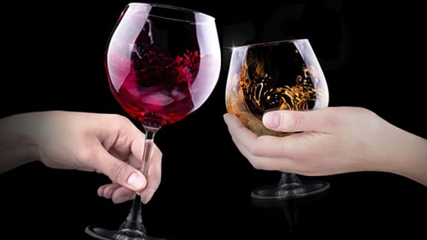 Sophisticated Super Bowl Chili Pairings with Alcohol