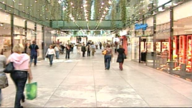 Jos. A Bank Tries on a New Deal, Kraft & Trulia Report Numbers