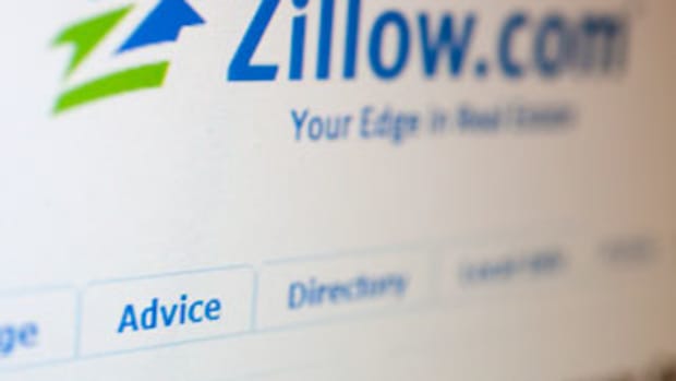 Zillow Plunges as Sales Forecasts Fall Short of Wall Street Expectations