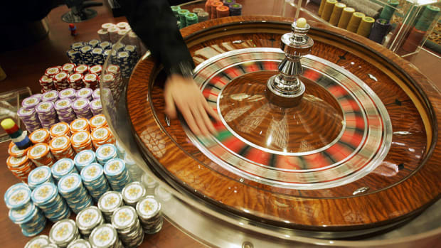 Wynn Resorts Craters After Huge Macau Gambling Revenue Miss