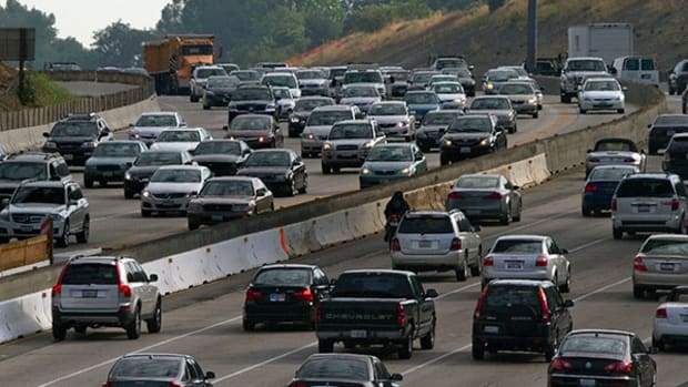 Britain to Begin Banning New Diesel and Gas Engines in 2040