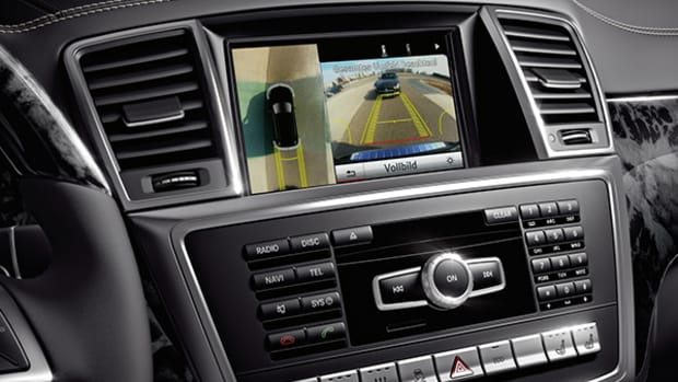 Hands-Free Communications Not So Safe For Drivers: Survey