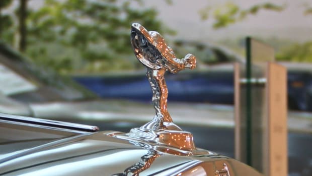 Rolls-Royce Sales Lends Insight into Luxury Market