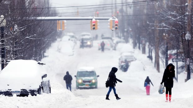 Frigid Weather Won't Weigh Down Retail Profits