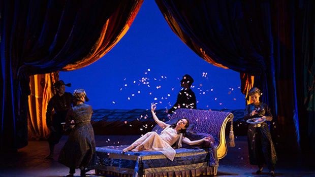 Metropolitan Opera Live in HD Struggles to Hit High Notes
