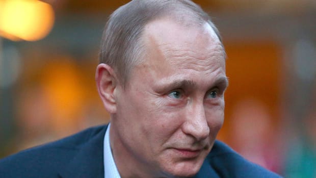 S&P Hits Record High as Ukraine Crisis Abates on Putin Assurances