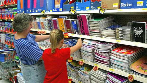 5 Ways to Avoid Overspending on Back-to-School Shopping
