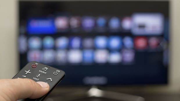 How Online Video Advertising Is Chipping Away at Television’s Supremacy