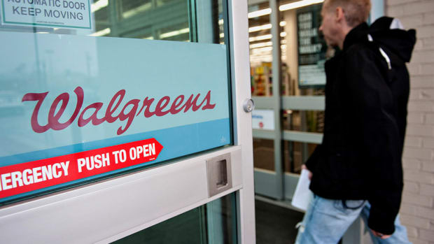Jim Cramer: Walgreens is a buy After the Stock Settles Down