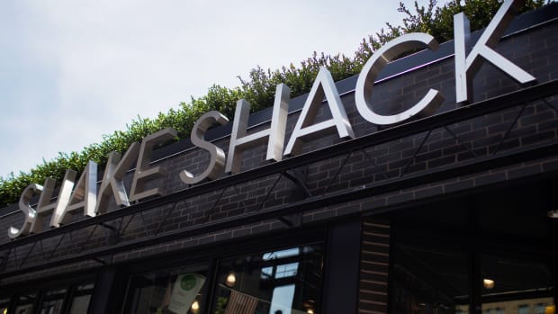 Shake Shack: Like the Burger, Not the Stock