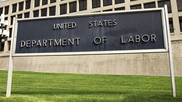 U.S. Department of Labor to Delay Fiduciary Rule