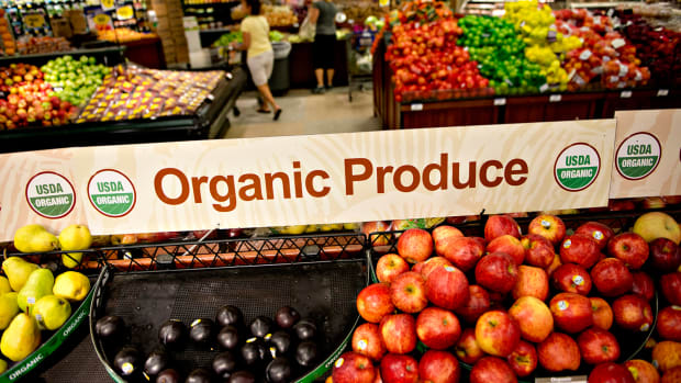 United Natural Foods (UNFI) Stock Soars on Outlook, Analysts Cautious on Core Sales