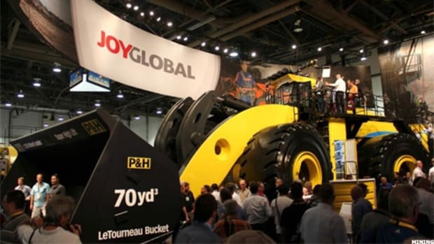 Joy Global (JOY) Stock Declines on Q3 Miss