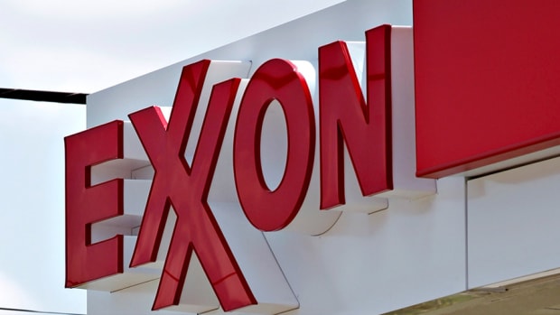 Oil Majors Exxon, Shell Report Lower Results, Still Top Estimates