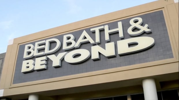 Stocks Slide on Bed, Bath & Beyond Earnings, Zynga CEO Change