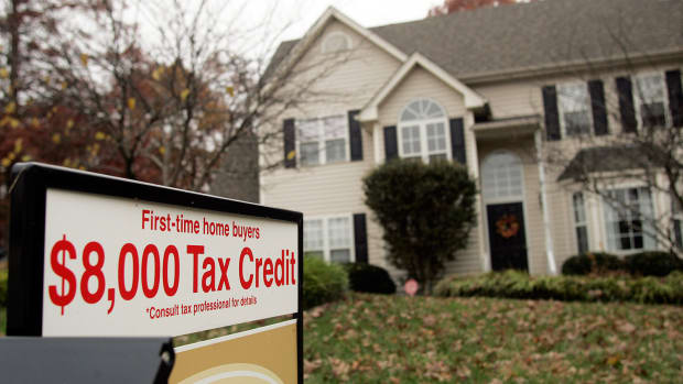 Jim Cramer -- Pulte Should Buy KB Home