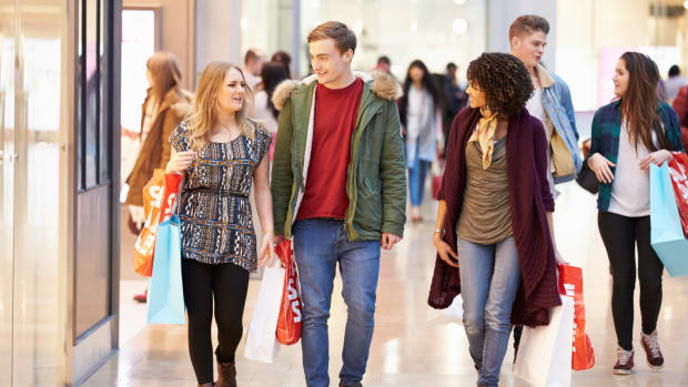 Bon-Ton Gets a Tiny Boost From Lenders Ahead of Holidays