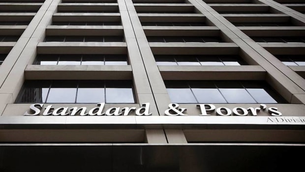 S&P Capital IQ’s 5 ETFS to Watch in 2016: SJNK, BNDX, IJR, XLY, USMV