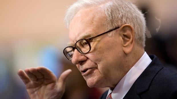 Warren Buffett Dishes on IBM, Deere, and Heading Berkshire Hathaway for 50 Years
