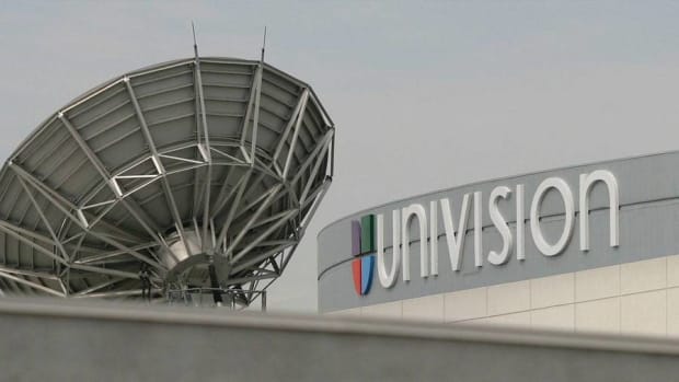 Univision to IPO Within Year to Payoff Debt From 2007 Leveraged Buyout