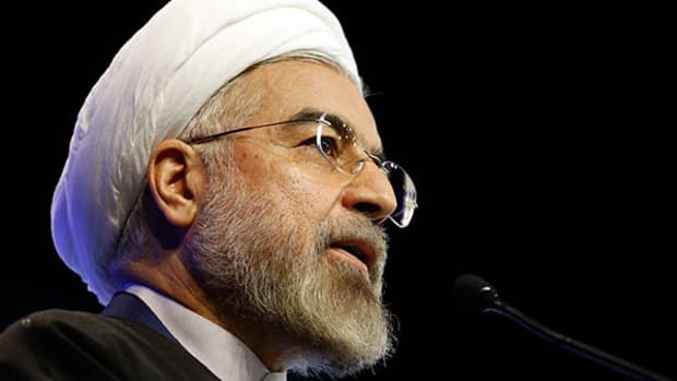 Iran Test Fires High-Speed Torpedo