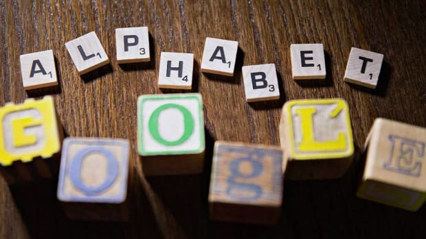 Key Earnings Reports Due From Alphabet, Microsoft Thursday
