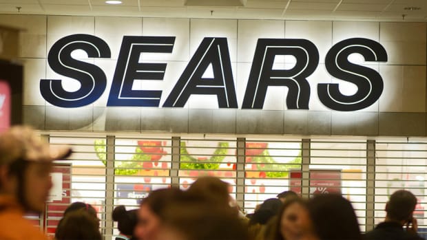 Sears Pops on REIT Plans as Stocks Effort to Recover From Their Lows
