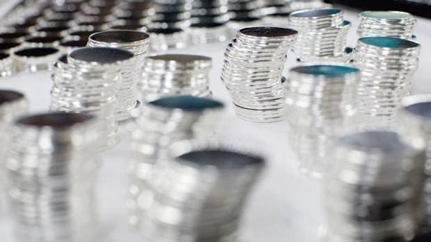 Strong Dollar to Blame for Falling Silver Prices and Fed's Rate Hike Won't Help