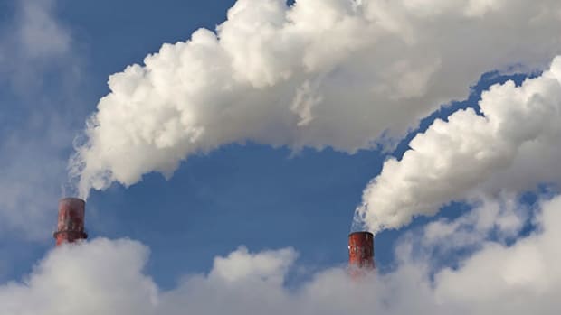 China Affirms Paris Accord Participation as Global Political, Business Leaders Urge Trump to Remain