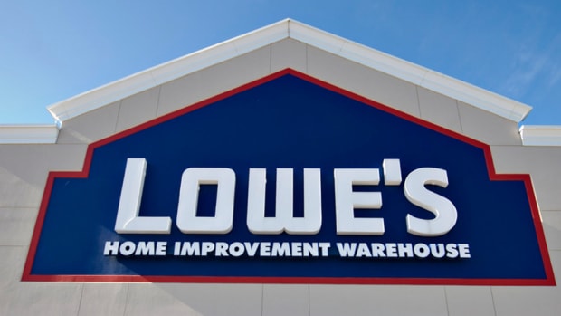 Lowe's Bids for Orchard Supply