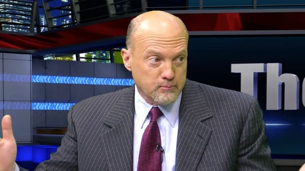 Cramer: Don't Overpay For Food Stocks