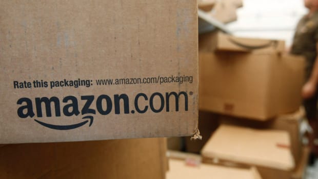 Futures Mixed, Amazon Ups Game