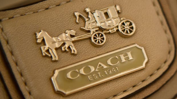 [video] Why Coach Shares Are Dropping Sharply (Update 1)
