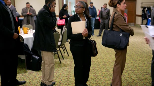 Economy Calls for Dividend Stocks