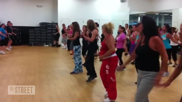 Lucille Roberts Flexes Franchises